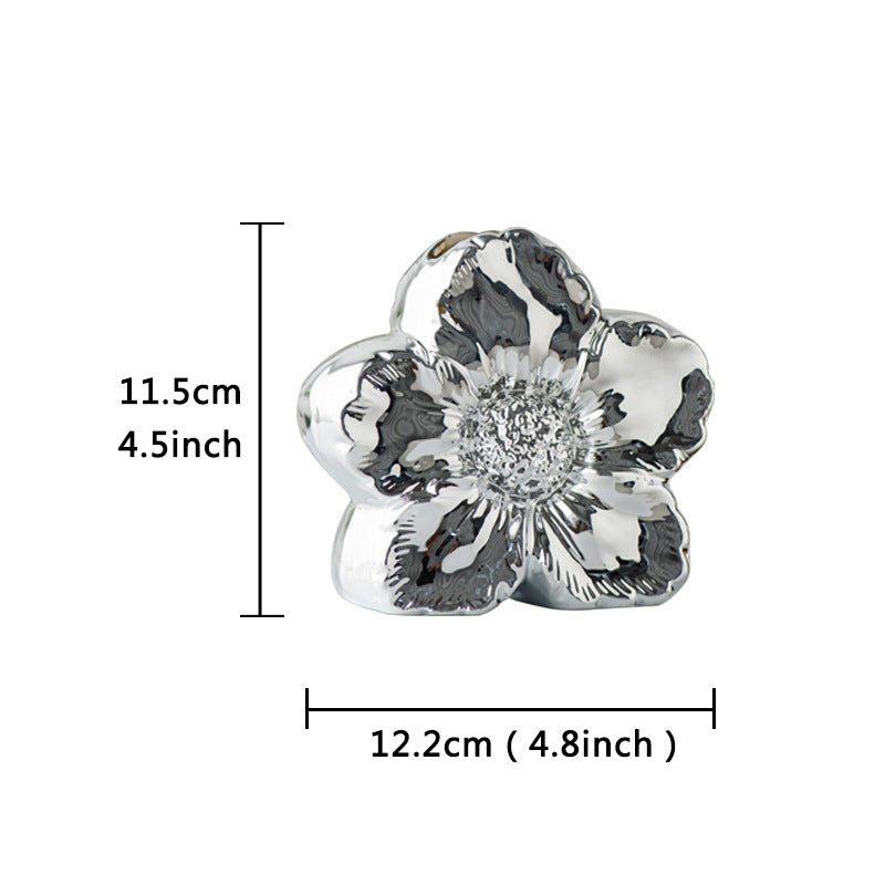 A flower ceramic vase ornament