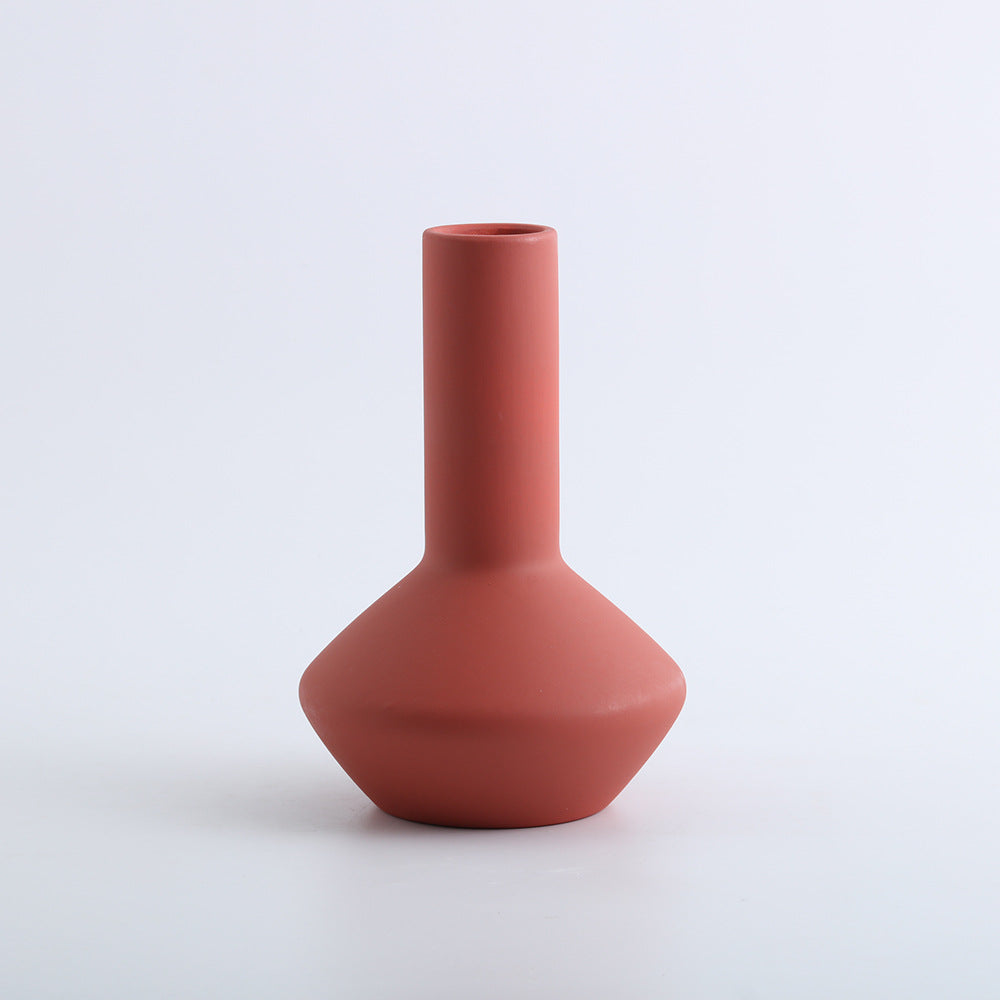 A ceramic vase decorative ornament