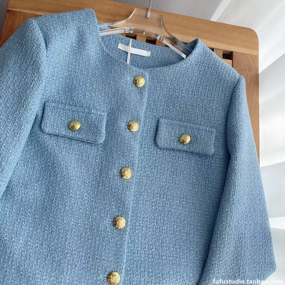 A lady's coat
