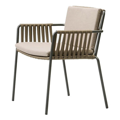 A outdoor rattan chair