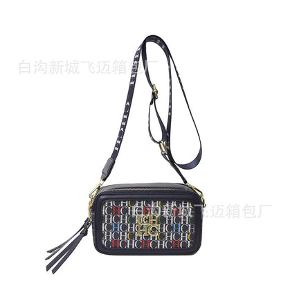 A Europe and the United States new personality letter style color fashion popular letter solid color shoulder messenger bag tide
