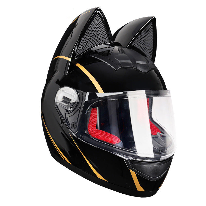A locomotive helmet