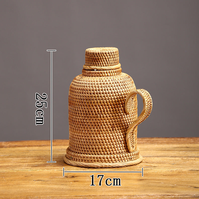 A bamboo kettle