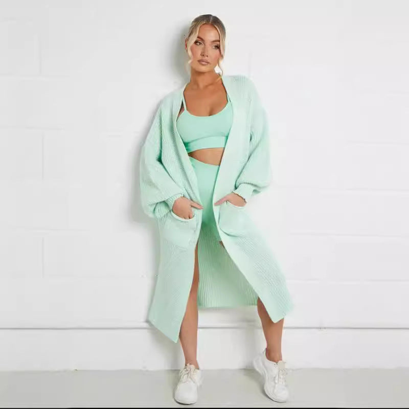 A long knit jacket