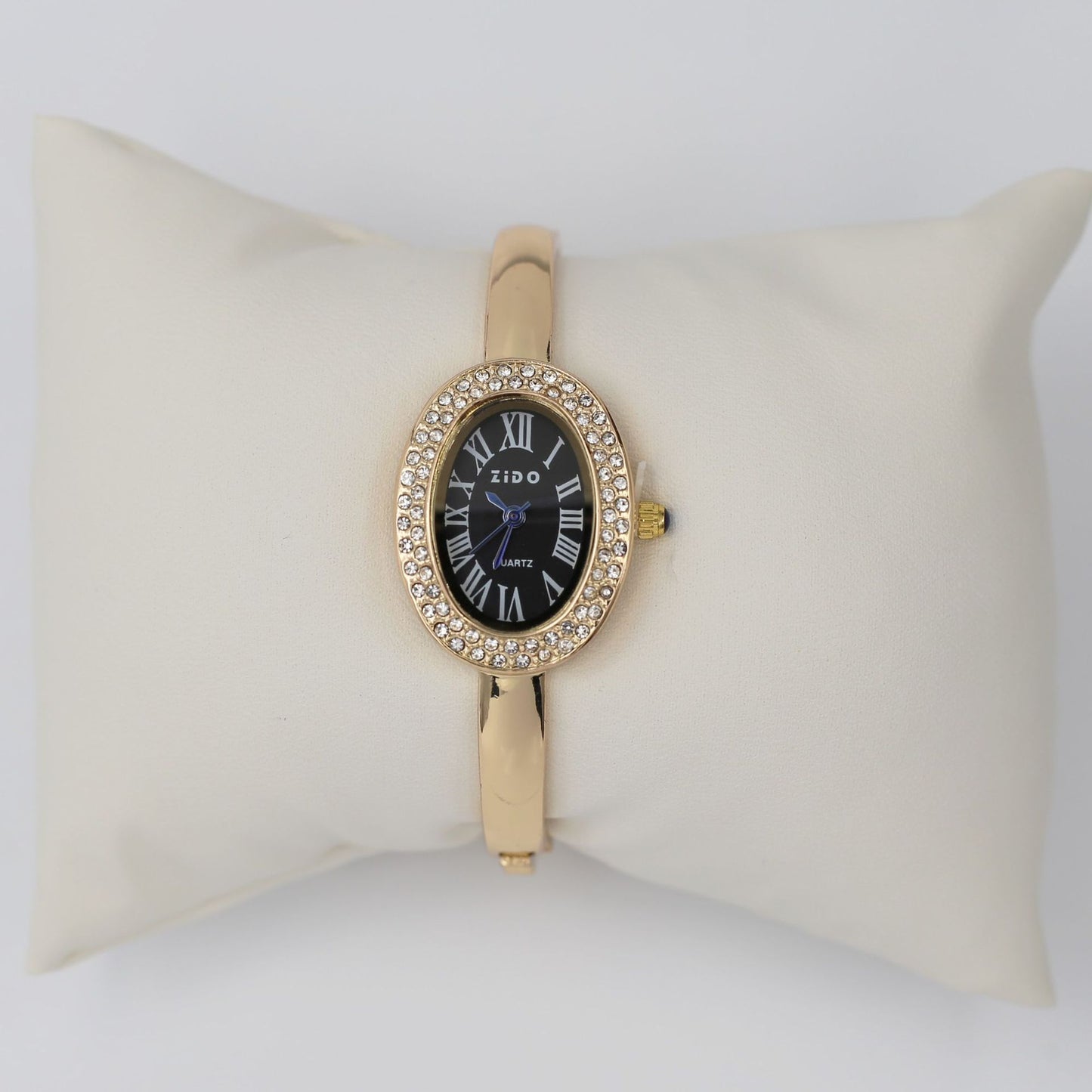 A new watch women's rose gold diamond ring, light luxury, high-end niche design, oval bracelet watch explosion