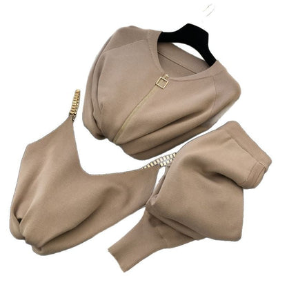 A women's set three-piece set