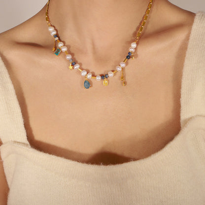 A ins European and American light luxury commuter necklace women's geometric love inlaid zircon pendant ins freshwater pearl natural stone collarbone
