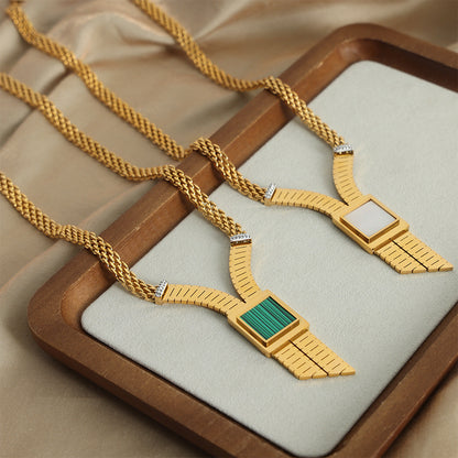A necklace jewelry