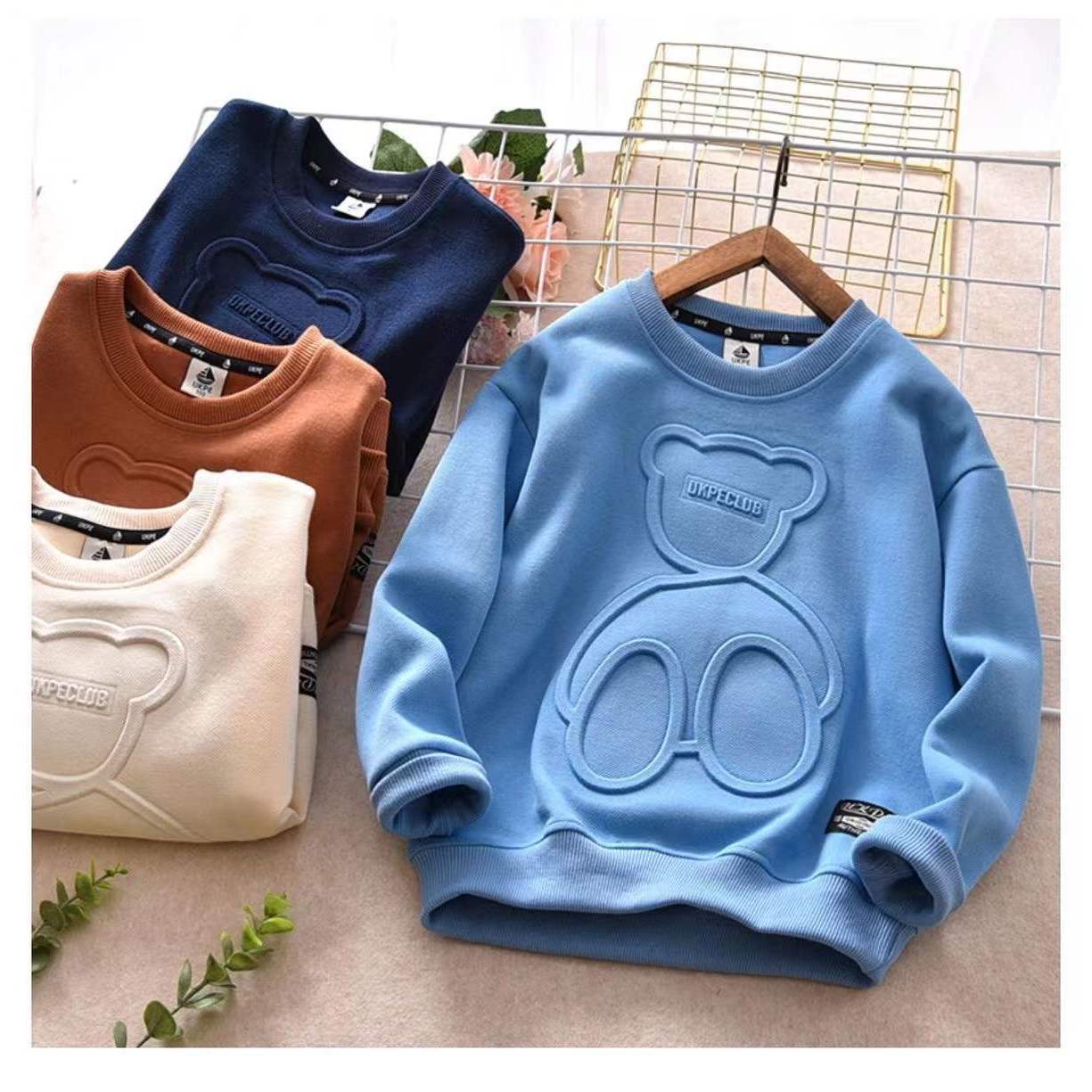A children's and teenagers' sweater