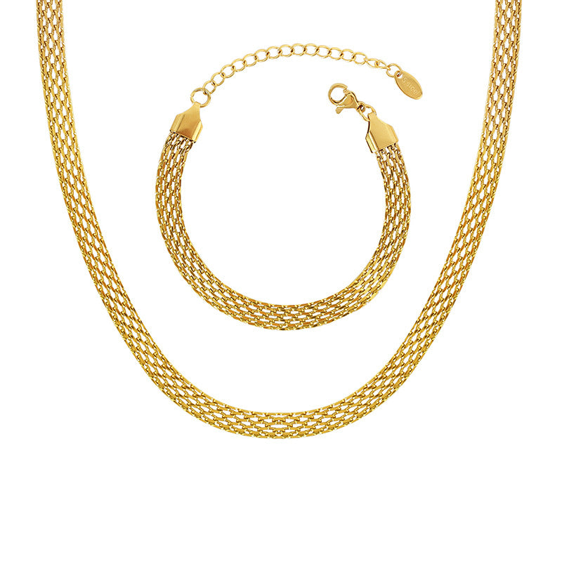 A European and American simple hollow wide necklace bracelet set ins trendy mesh clavicle chain titanium steel color retention advanced versatile