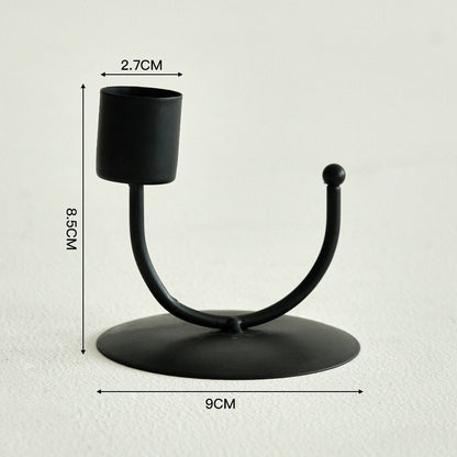 A new wrought iron U-shaped double-ended metal candle holder, dining table, candle ware, Nordic simple light luxury decorative ornament