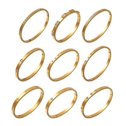 A European and American hot selling ins style titanium steel bracelet hexagram star snap buckle bracelet 18k gold-plated stainless steel zircon bracelet