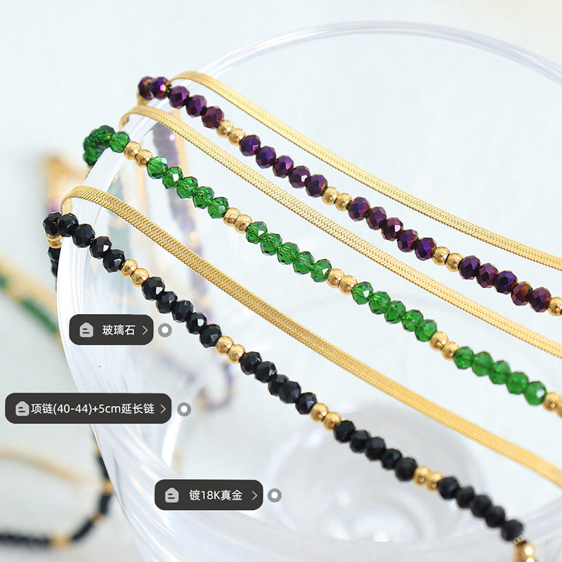 A necklace jewelry