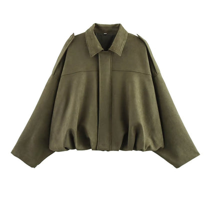 A lady long sleeves