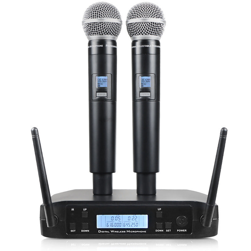 A wireless microphone GLXD4 one to two SM58 FM U segment stage home foreign trade top with BETA microphone