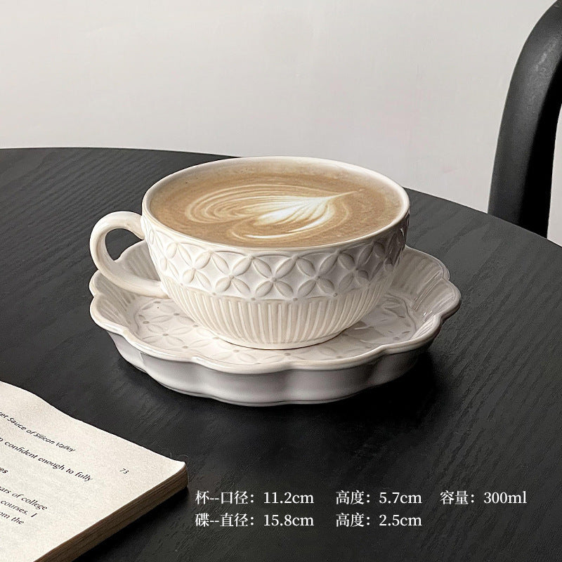 A retro stone coffee cup, premium sense, simple ceramic cup, exquisite latte latte flower cup, cappuccino mocha cup saucer