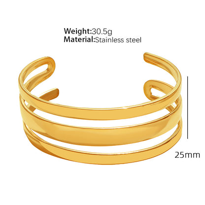 A European and American style titanium steel adjustable opening bracelet natural heavy industry beating pattern texture exaggerated personality design explosion