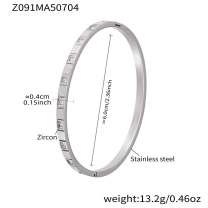 A bracelet jewelry