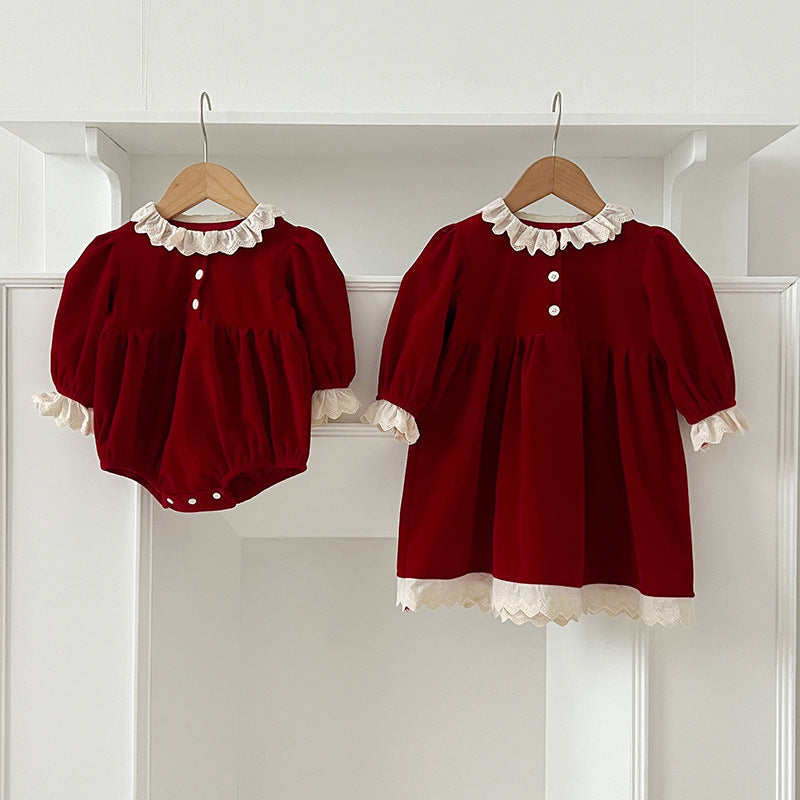 A Children's clothes