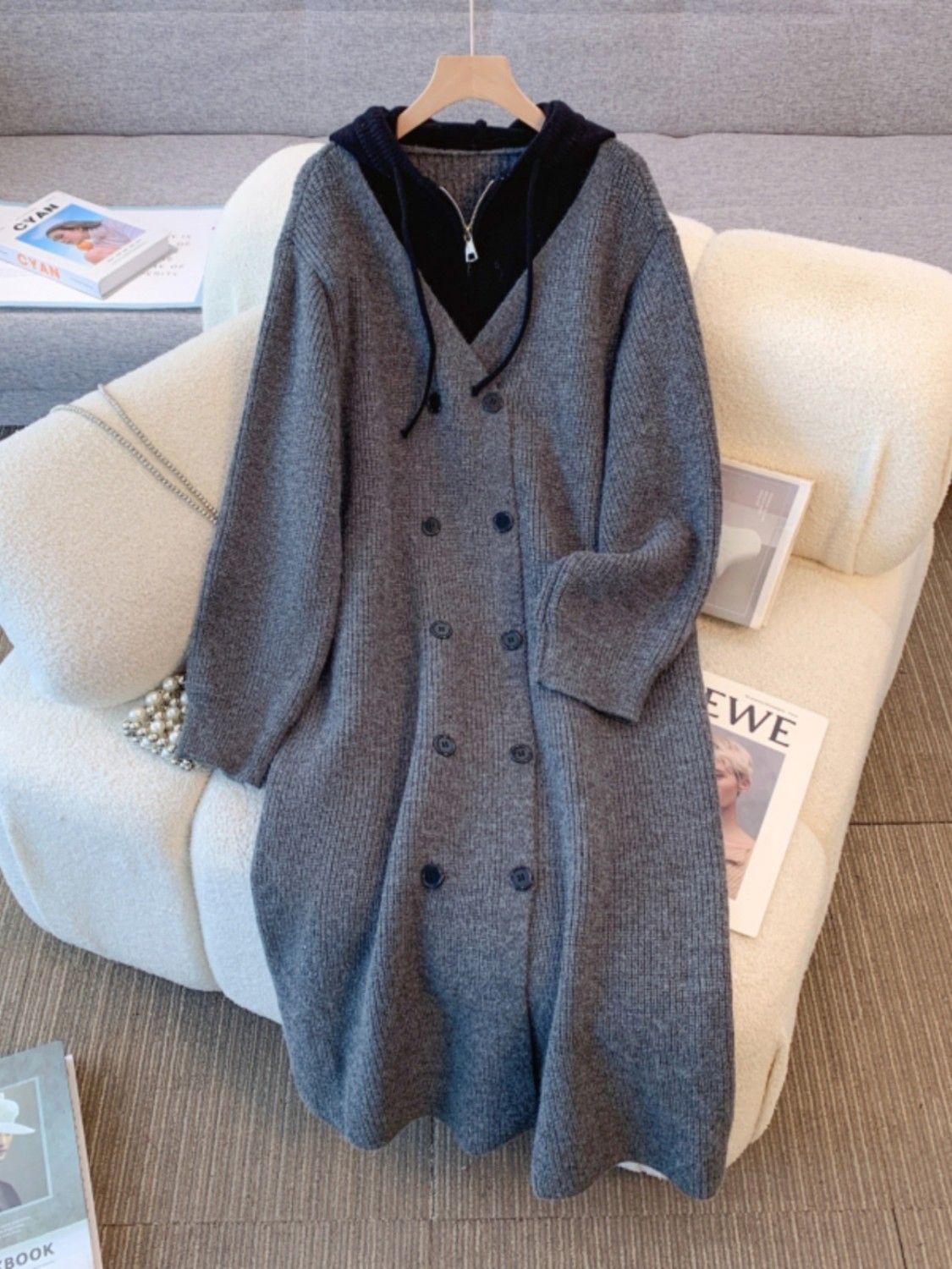 P long knitted jacket