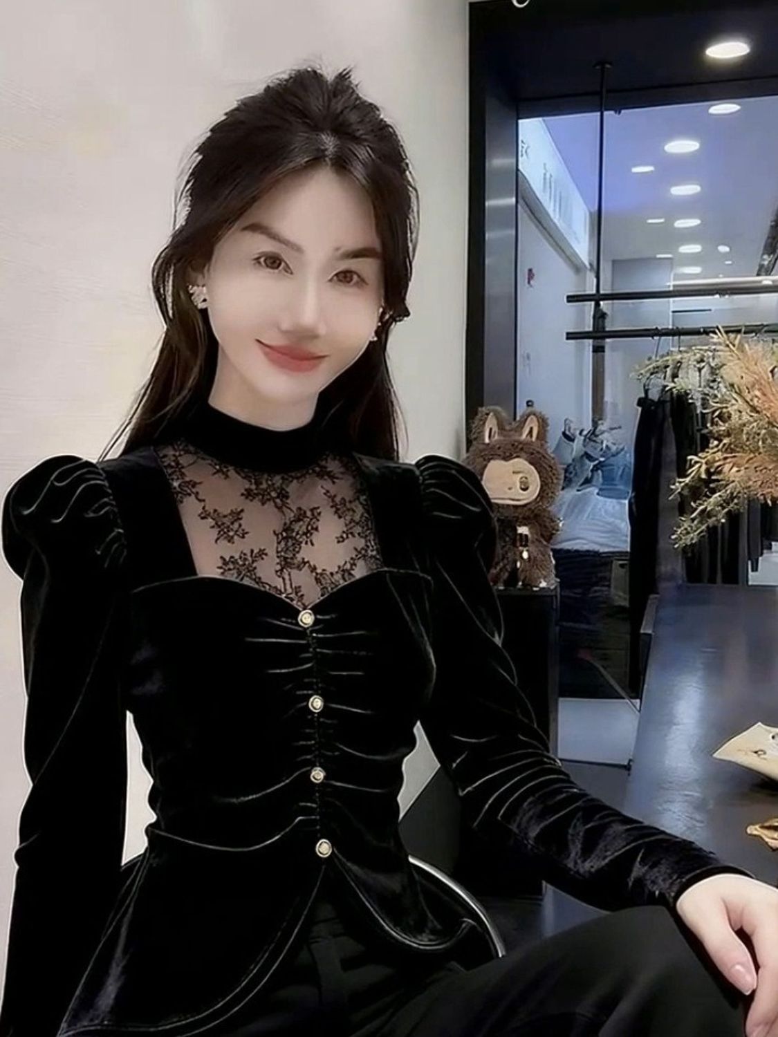 P velvet top