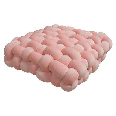 P  pillow throw pillow