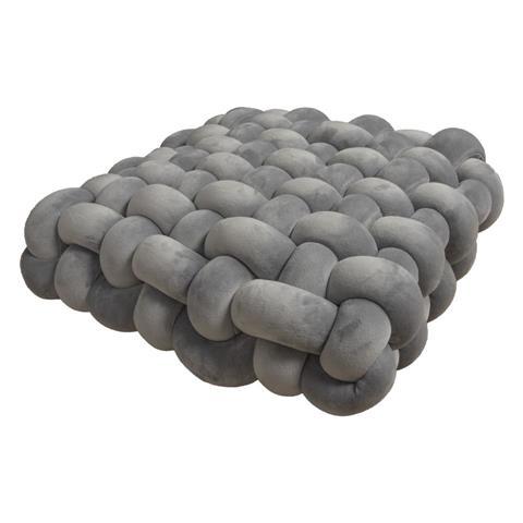 P  pillow throw pillow